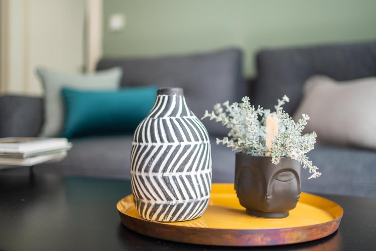 Tranquil Stay Near The Beach By Sea N' Rent Naharia Buitenkant foto