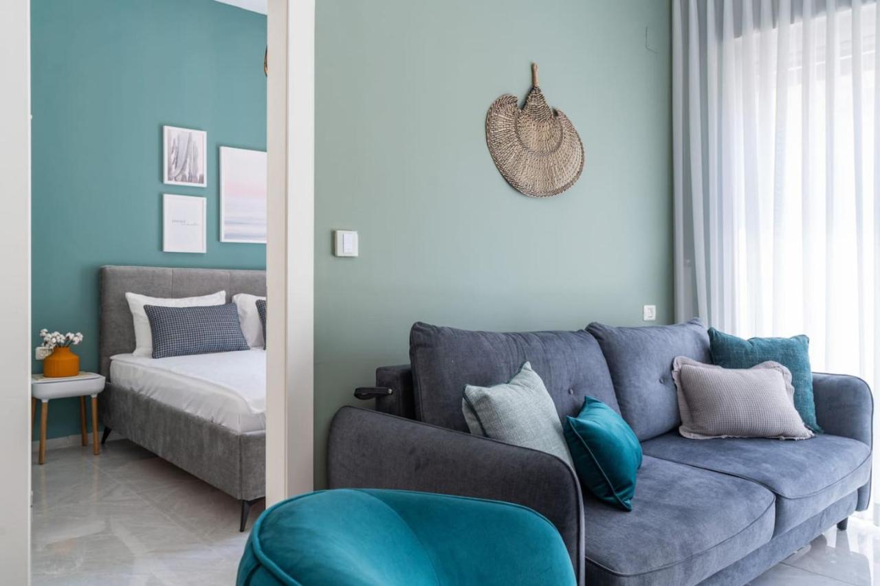 Tranquil Stay Near The Beach By Sea N' Rent Naharia Buitenkant foto