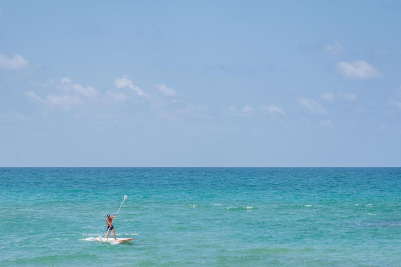 Tranquil Stay Near The Beach By Sea N' Rent Naharia Buitenkant foto